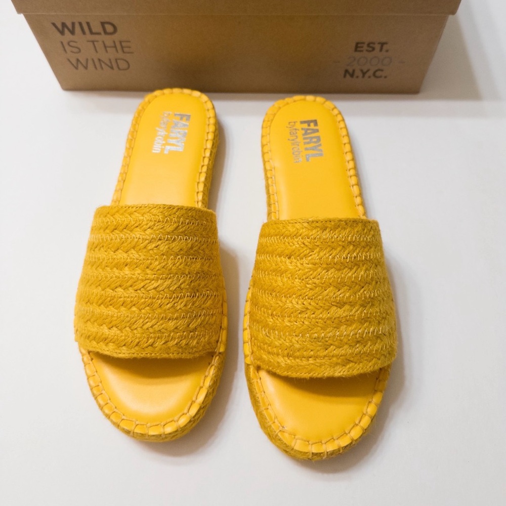 Farylrobin Mustard Yellow Slides